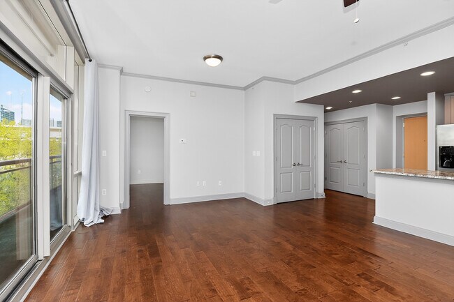 Building Photo - 315 Arlington Ave