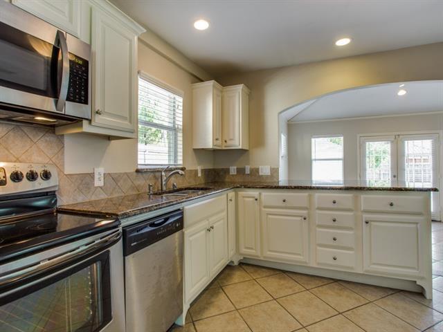 Building Photo - 4918 Thrush St