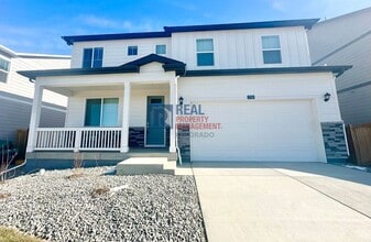 Building Photo - 778 N Clubview St