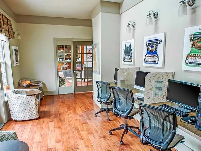 Building Photo - 1776 Patriots Ln