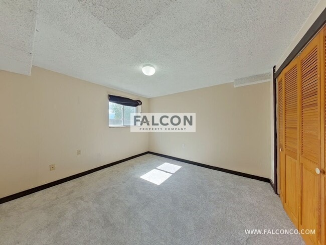 Building Photo - 6010 Mach 1 Dr.-