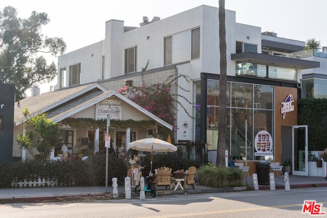 Building Photo - 2300 Grand Canal