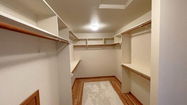 Building Photo - Walnut Creek Northgate neighborhood! Beaut...