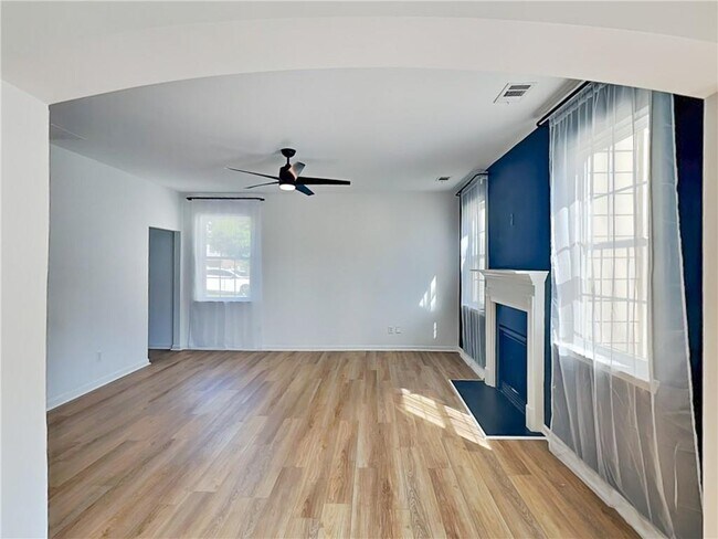 Building Photo - 515 Bigelow Ct