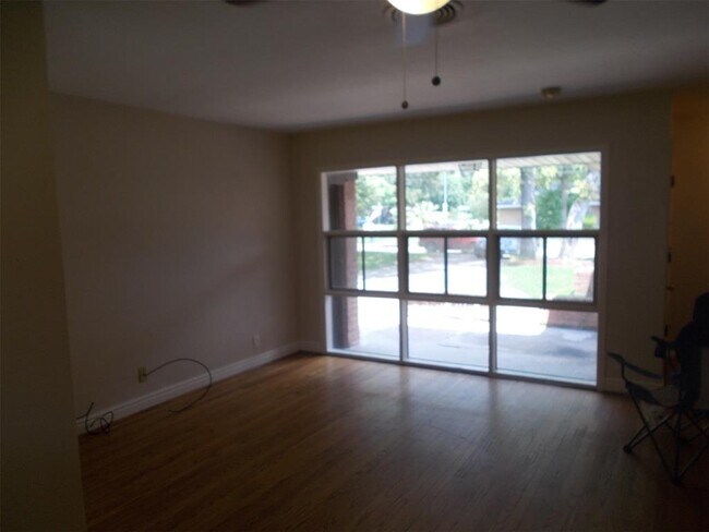 Building Photo - 1409 Conrad Sauer Dr