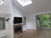 Building Photo - Redmond Modern & Updated 3bd/2bath Condo i...