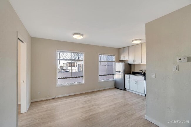 Building Photo - 70 Terra Vista Ave