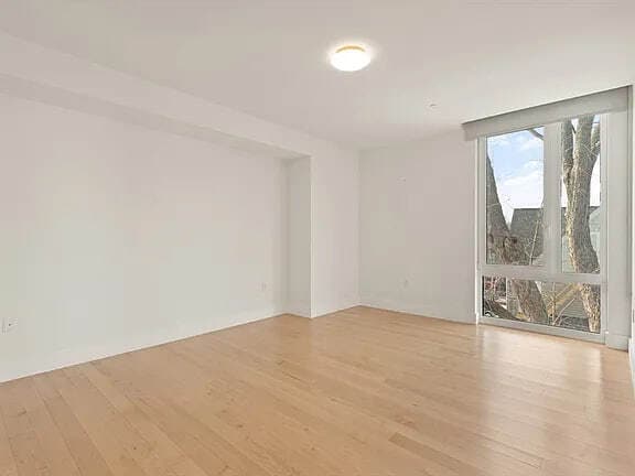 Building Photo - 7 Beech St