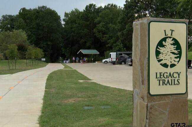 Building Photo - 7352 Kingsport Ln