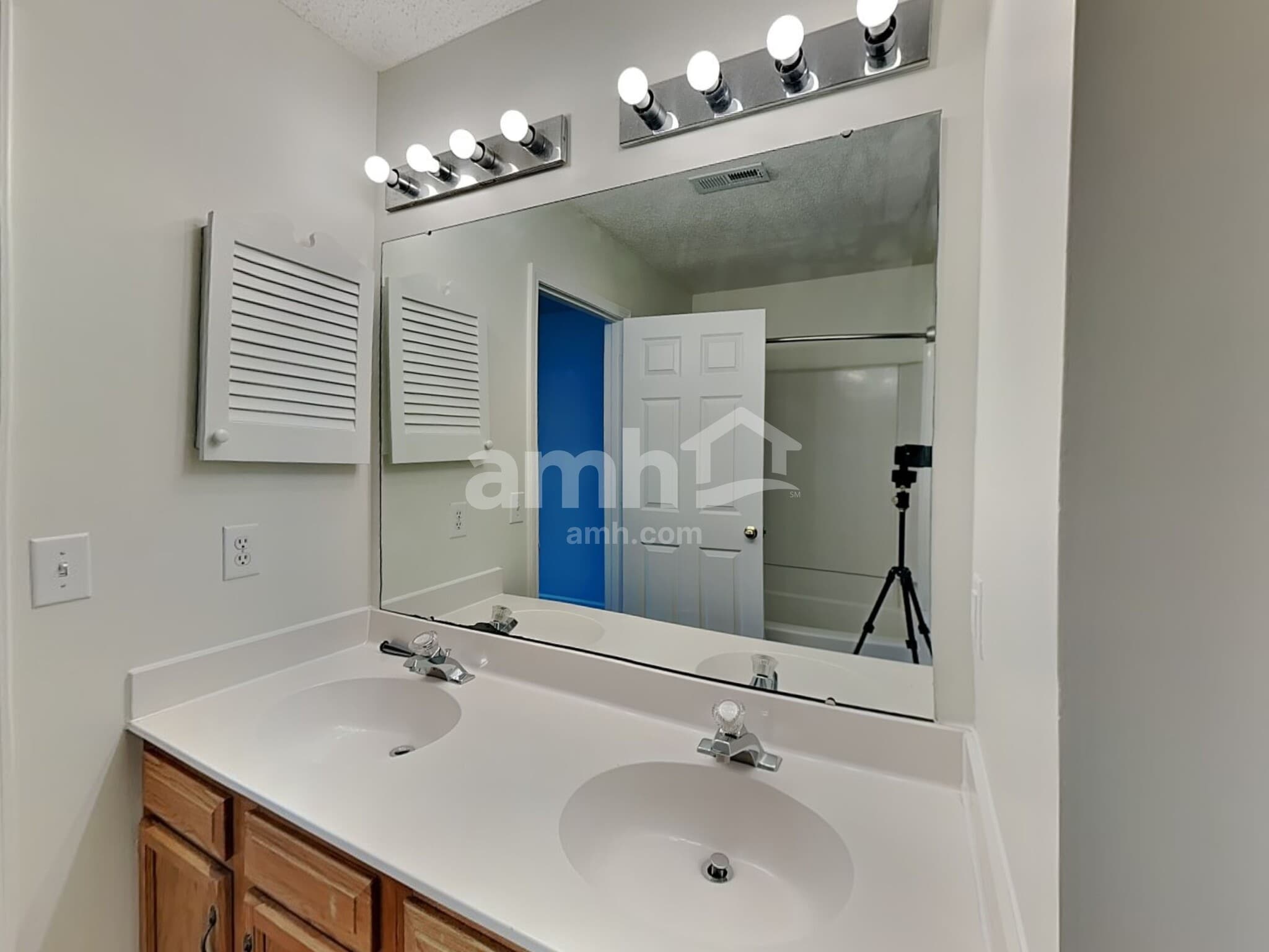 Building Photo - 759 Bradberry Ln