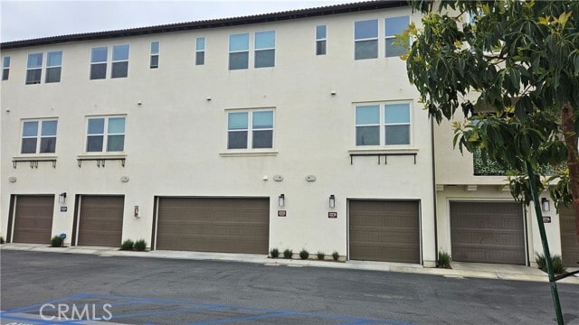 Building Photo - 22222 Poppy Ct