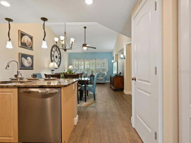 Building Photo - 3401 54th Dr W