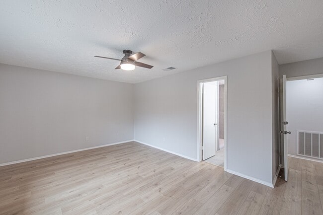 Building Photo - 20055 Fort Stanton Dr