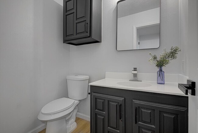 Building Photo - 15507 Sierra Valle Dr