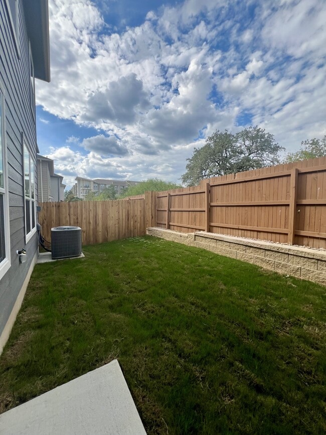 Building Photo - 14839 Vance Jackson Rd