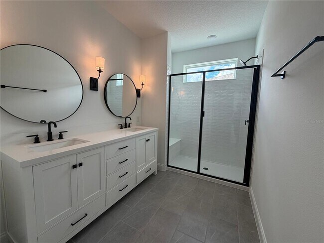 Building Photo - 12597 Clear Sapphire Dr