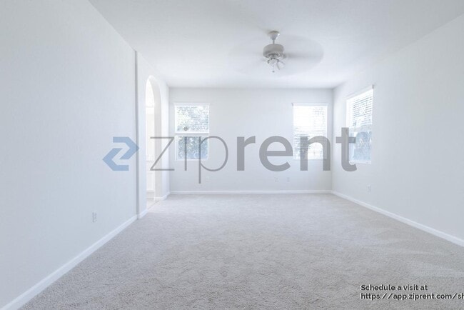 Building Photo - 3301 Myna Way