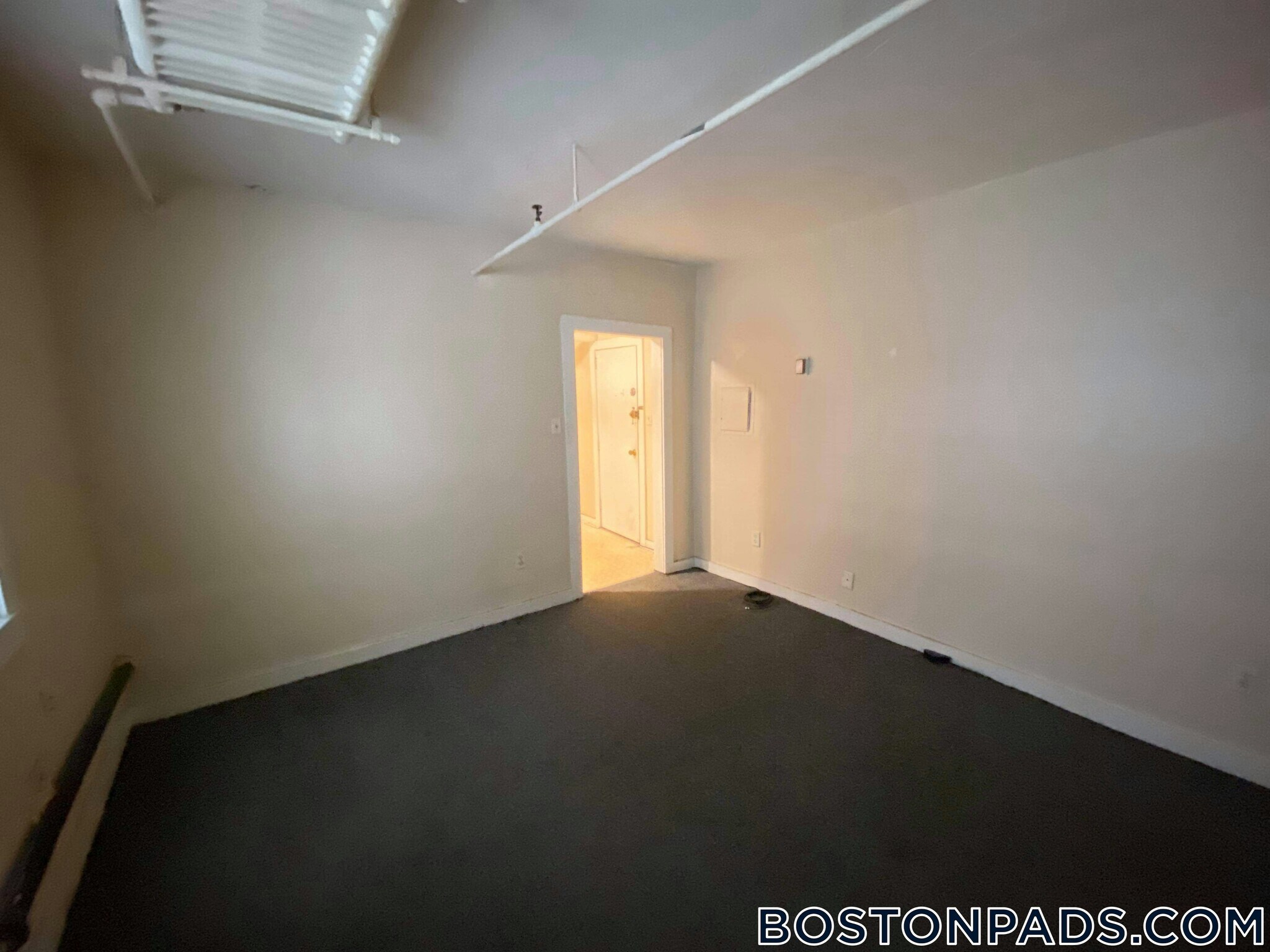 Building Photo - 19 Peterborough St