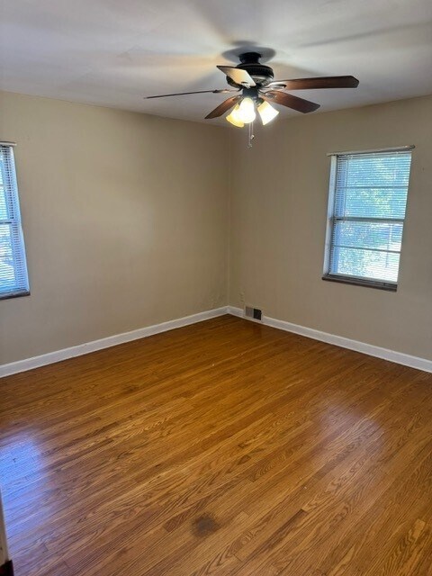 Building Photo - 322 Delray Rd