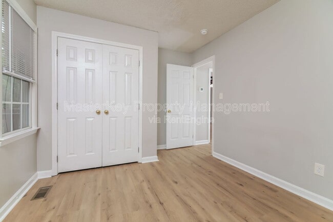 Building Photo - 1021 Amber Acres Ln