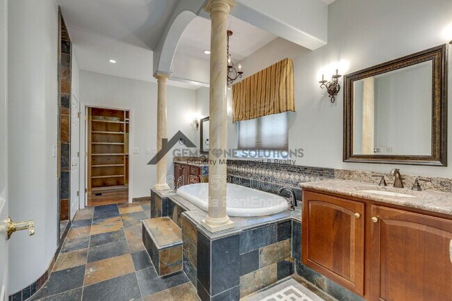 Building Photo - 756 Rolling Fork Dr