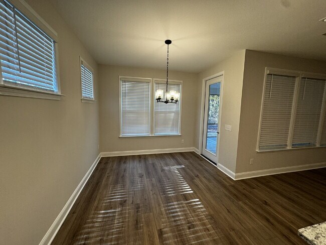 Building Photo - Home for Rent