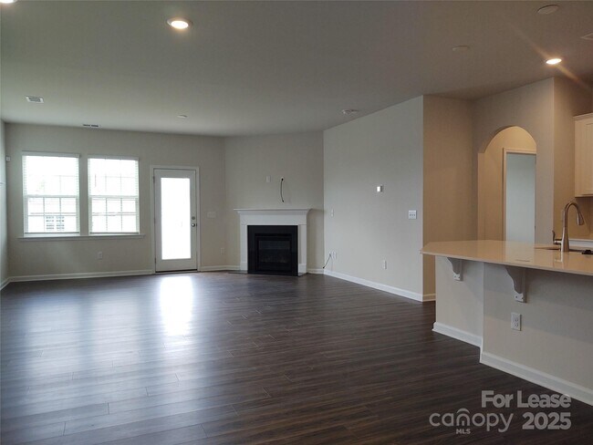 Building Photo - 4049 Whipcord Dr