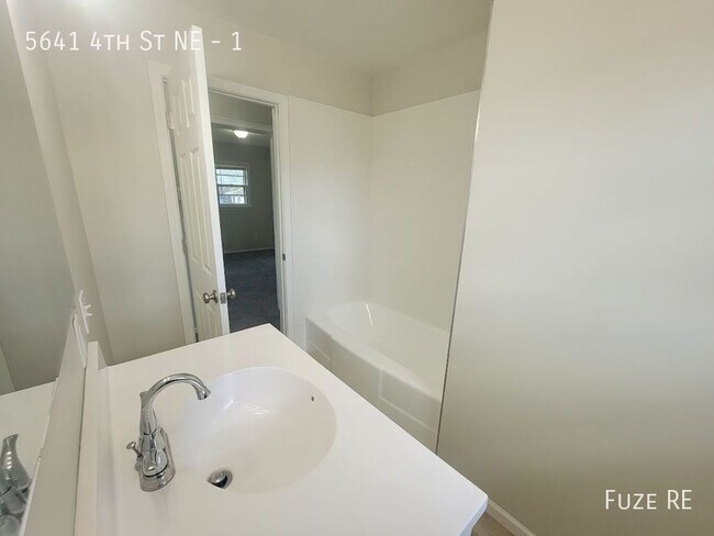 Building Photo - 5641 4th St NE