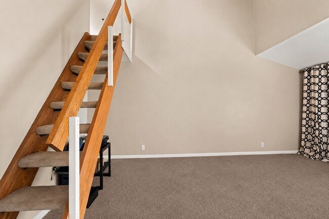 Building Photo - 1556 Prairie Grove Dr