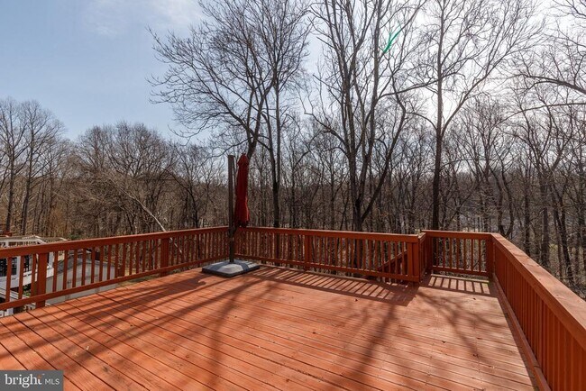 Building Photo - 2733 Quarry Heights Way