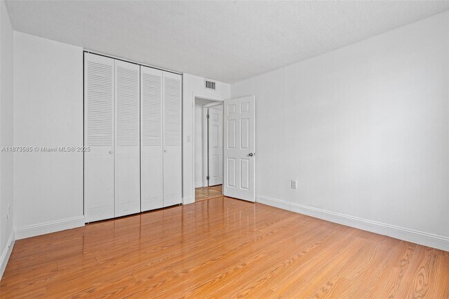 Building Photo - 2750 NE 183rd St