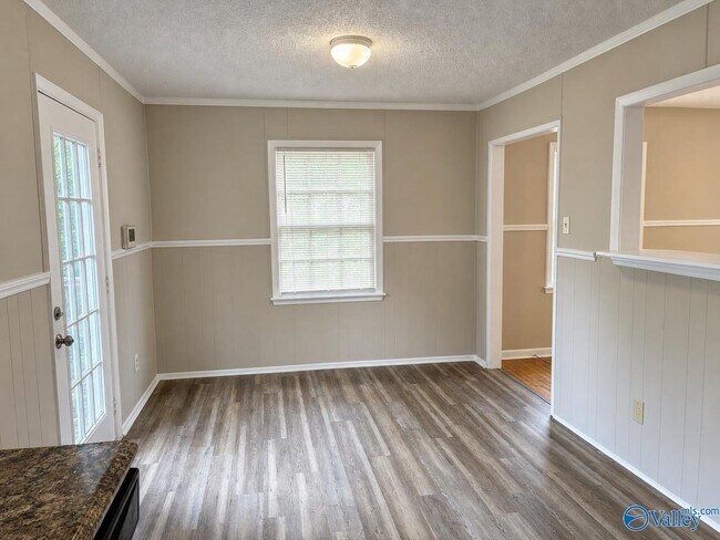 Building Photo - 4459 Millvale Dr SW