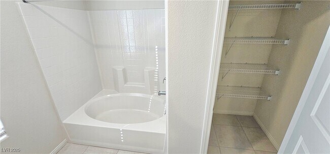 Building Photo - 2755 Tricase St