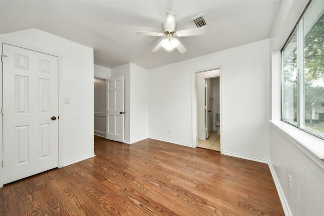 Building Photo - 1407 Sherfield Ridge Dr