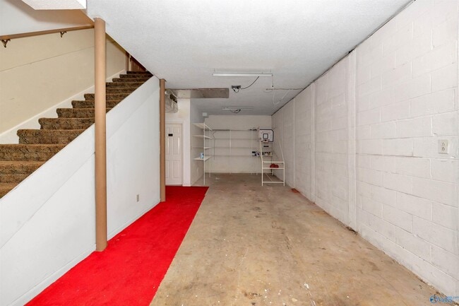 Building Photo - 286 Springhill Rd NW
