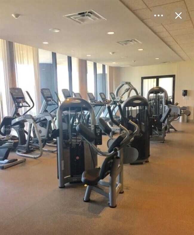 Building Photo - 5300 NW 85th Ave