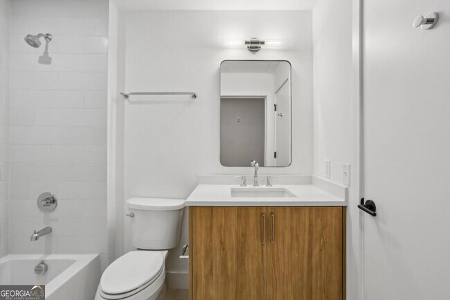 Building Photo - 567 Ponce De Leon Ave NE