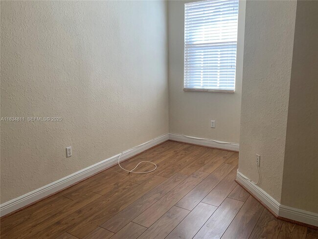 Building Photo - 9057 Preston Pl