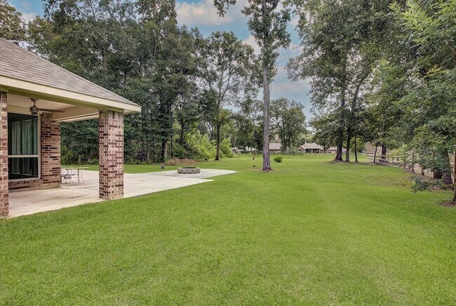 Building Photo - 285 Rd 66121