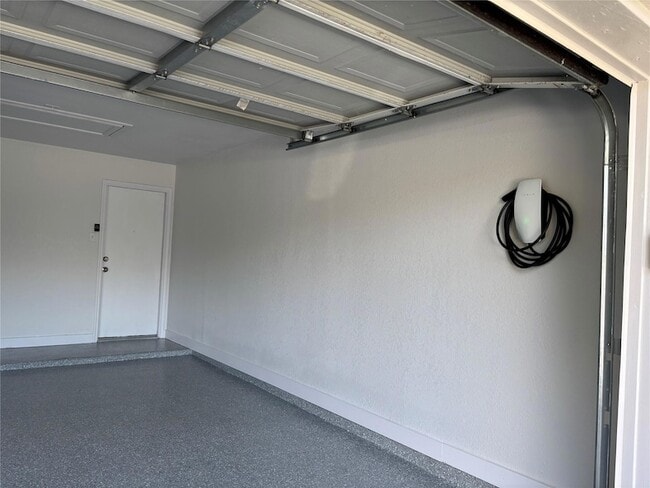 Building Photo - 1717 Bowerton Dr