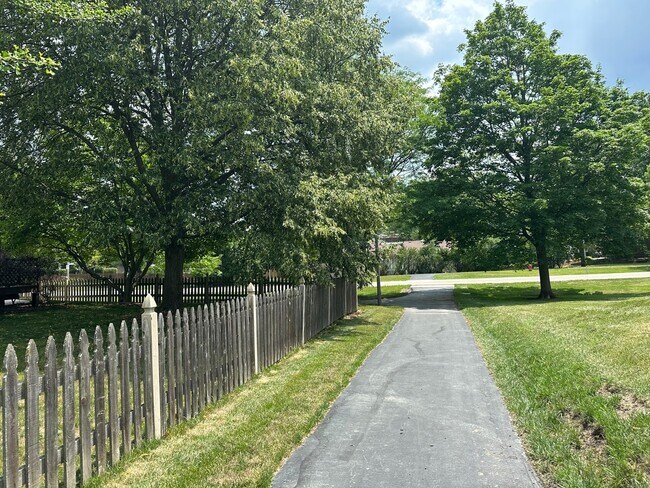 Building Photo - 6096 Angel Ln