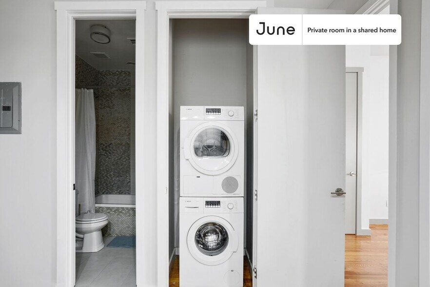 Building Photo - Room in Shared 4 bed/1.5 bath home in Bedford-Stuyvesant
