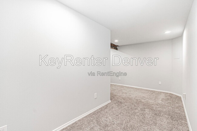 Building Photo - 4423 S Elati St
