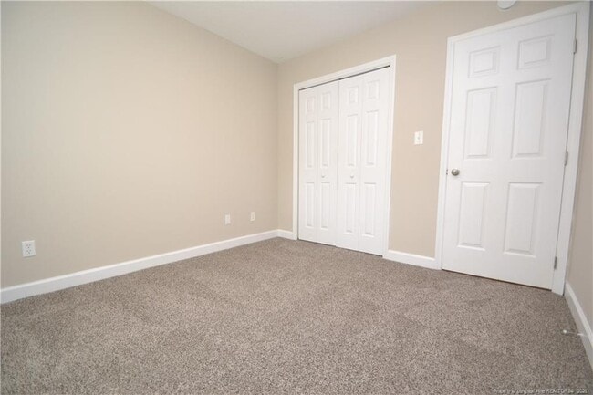 Building Photo - 110 Riverwalk Cir