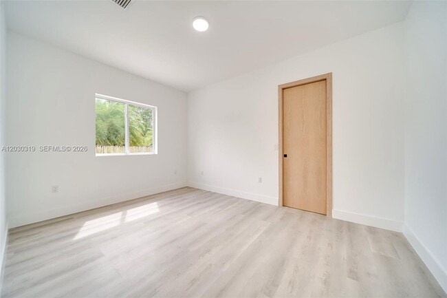Building Photo - 8990 N Miami Ave