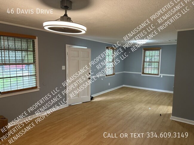 Building Photo - 46 Davis Dr
