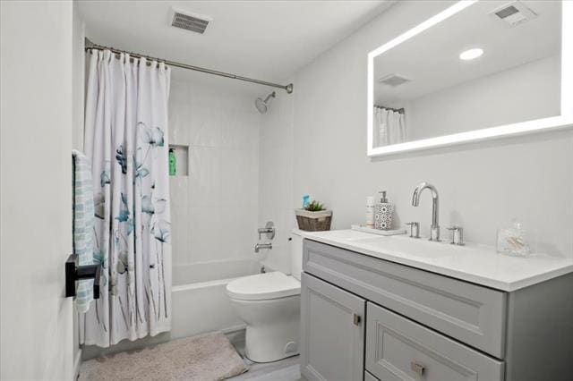 Building Photo - 1916 Shorewood Dr