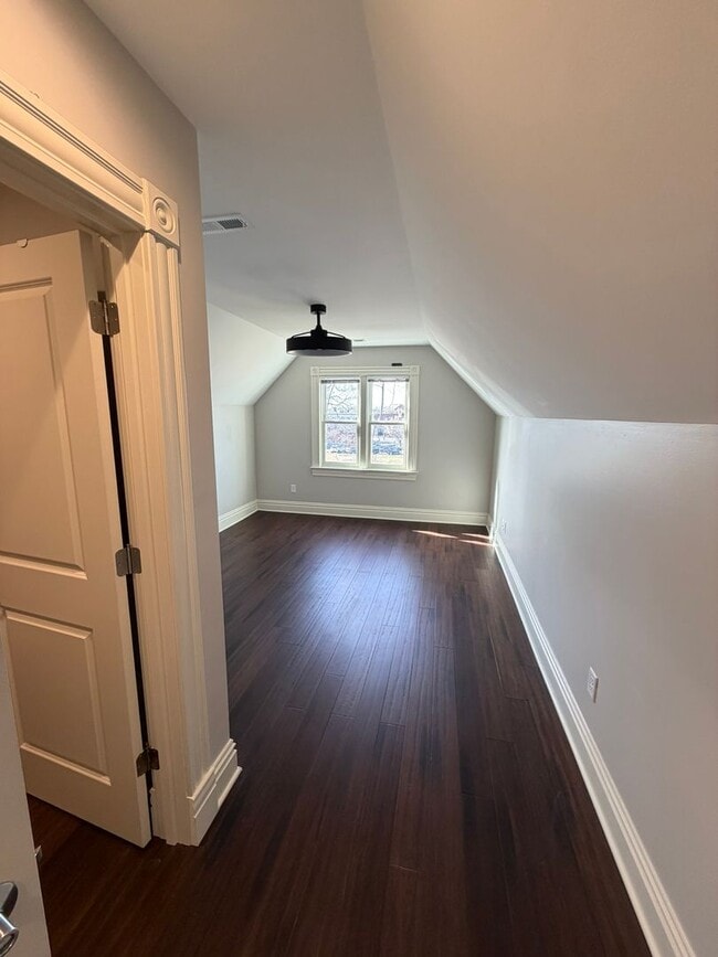 Building Photo - Bright & Spacious 3BR in The Grove – Walk to Shops & Dining!