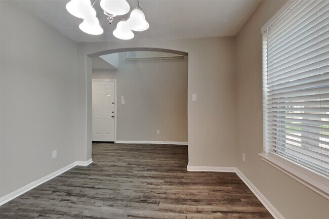 Building Photo - 20519 Spring Mission Ln