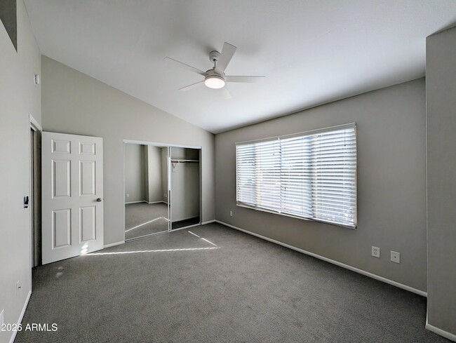 Building Photo - 4114 E Union Hills Dr